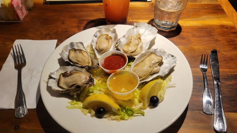 Fresh Oregon Oysters and Classic Coastal Seafood