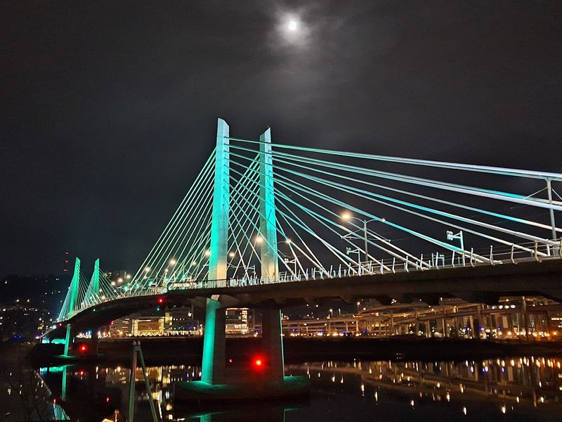 Tilikum Crossing, Portland, Oregon