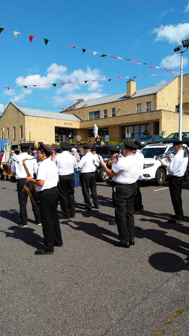 Live Music That Makes You Feel Like You're In Italy
