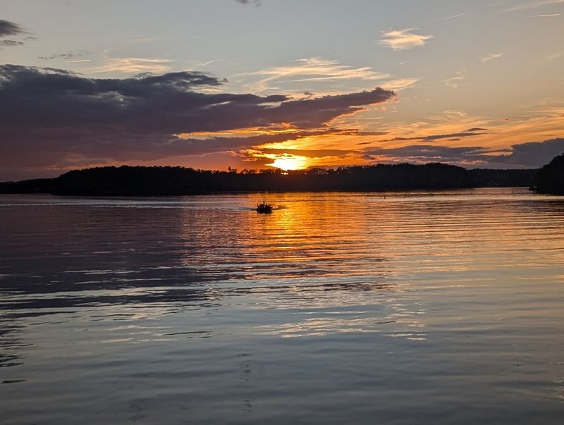 Smith Mountain Lake State Park, Huddleston