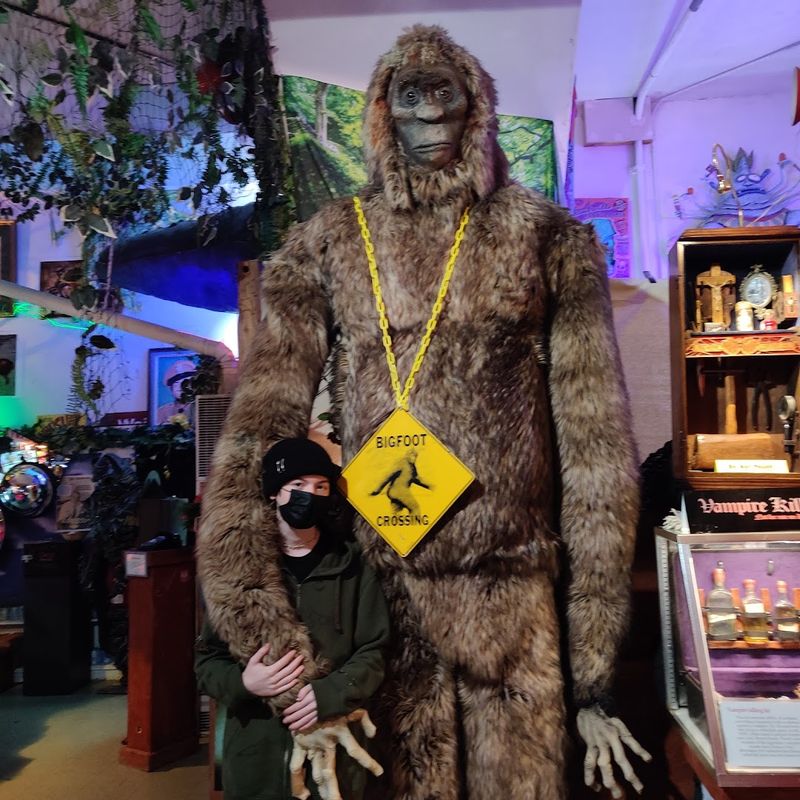 The Freakybuttrue Peculiarium and Museum, Portland, Oregon