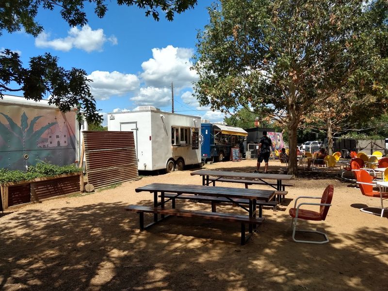 LeRoy and Lewis Barbecue, Texas