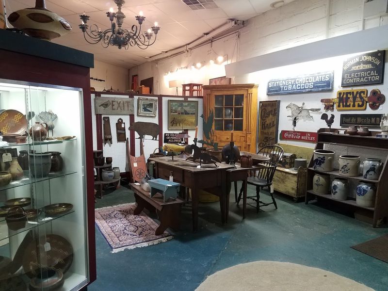 6,500 Square Feet of Pure Antique Heaven