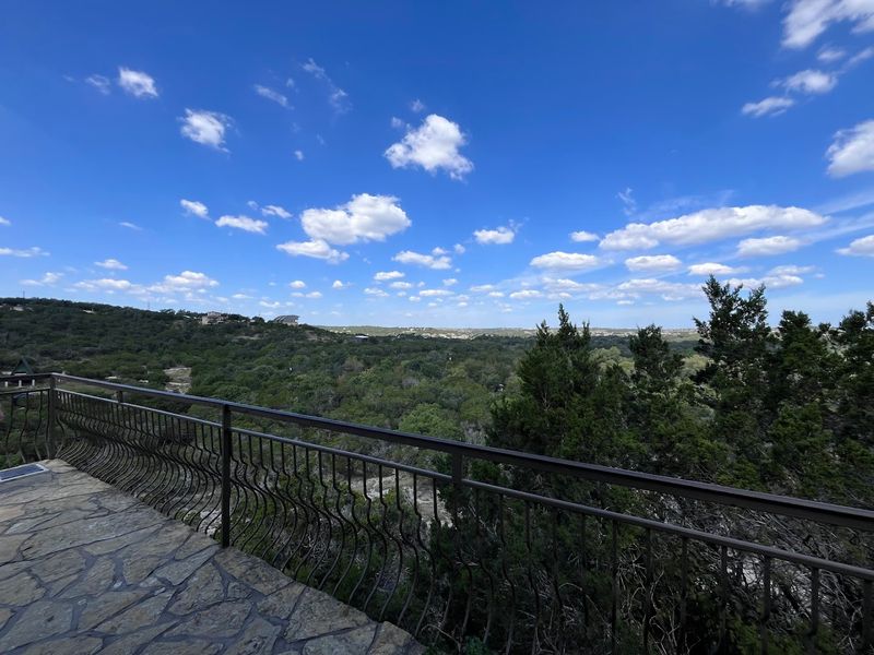 The Hill Country Views That Make Every Photo Look Effortless