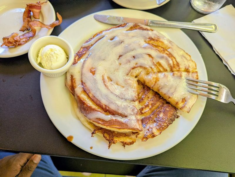 The Comfort-Food Factor That Keeps People Coming Back