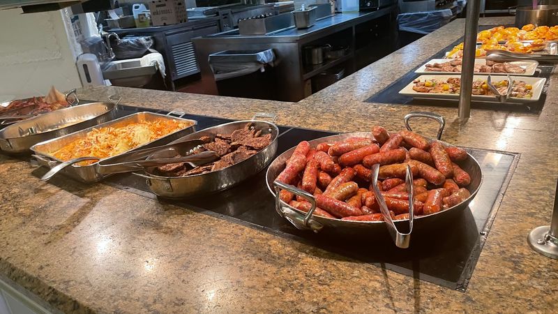 Why People Keep Making the Drive Back to This Atlantic City Legend