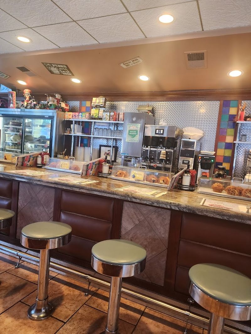 Retro Decor That Tells A Story