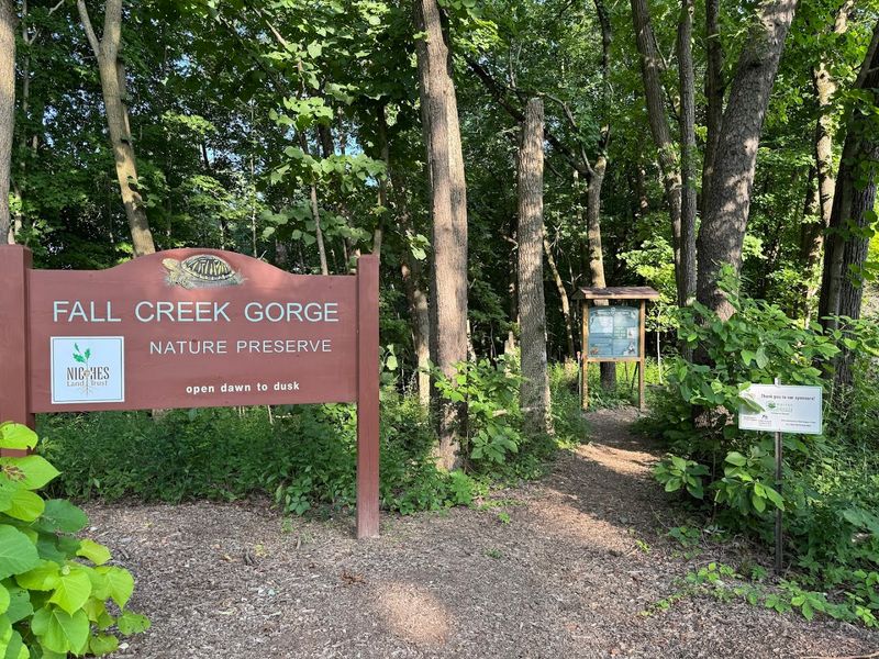 Well-Marked Trails and Clear Signage Make Navigation Easy