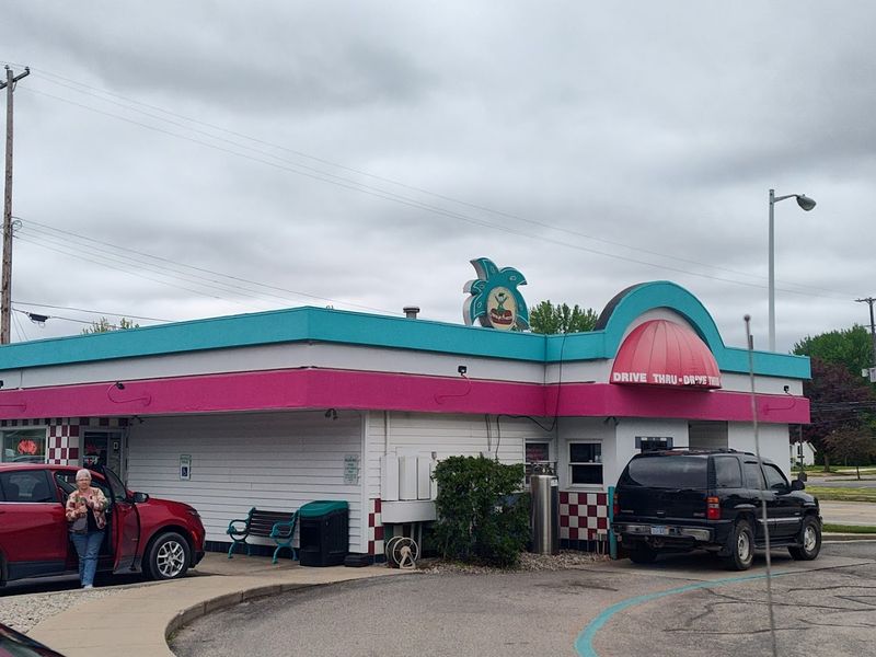 A Throwback Stop That Knows Exactly What It Is