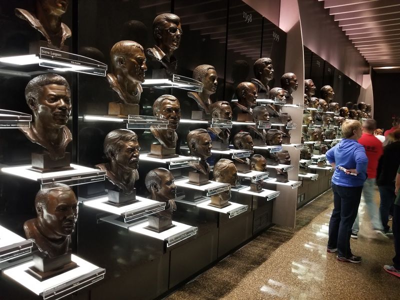 Hall Of Fame Displays That Bring The Sport’s Biggest Names Together