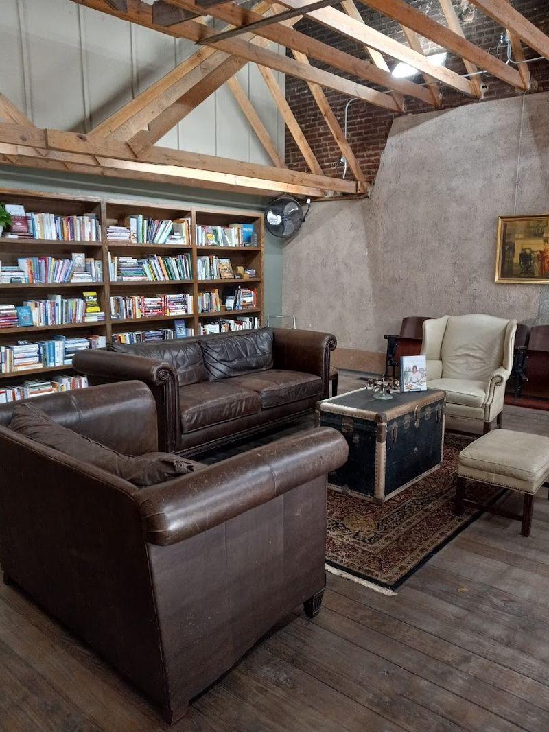 Comfortable Seating That Invites You to Linger