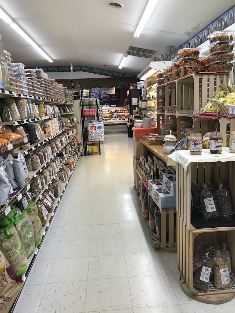 The Mix Of Homemade And Practical That Keeps People Coming Back