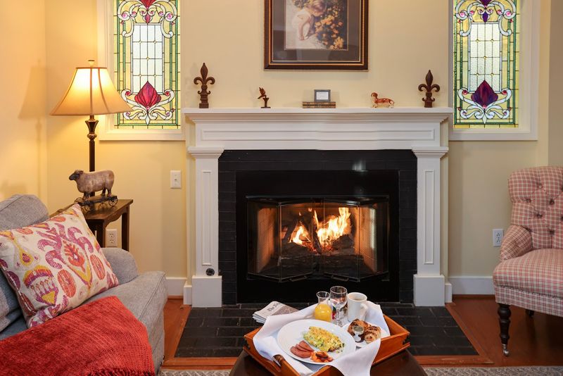 Rooms and Cottages That Feel Personally Designed for You