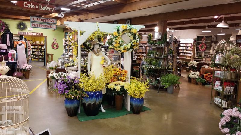 The Pennsylvania Garden Stop That Keeps You Coming Back