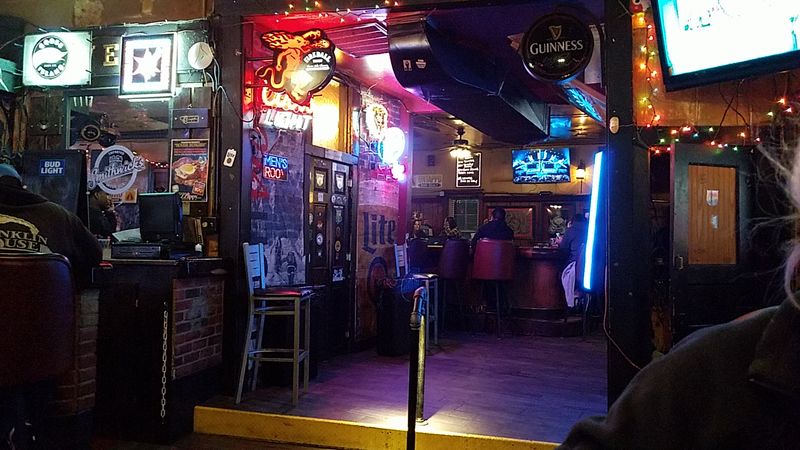 Live Music and Entertainment That Actually Brings Energy