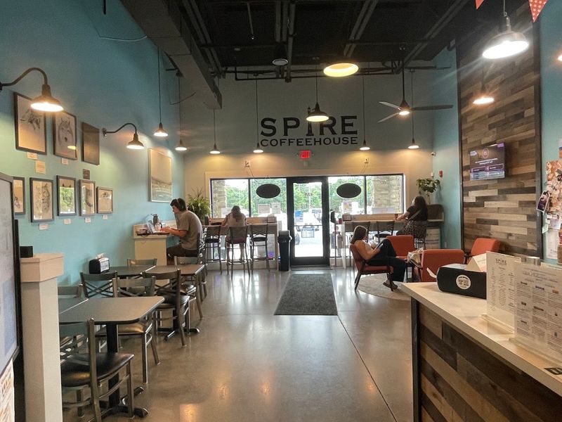 The Atmosphere That Makes You Want to Linger