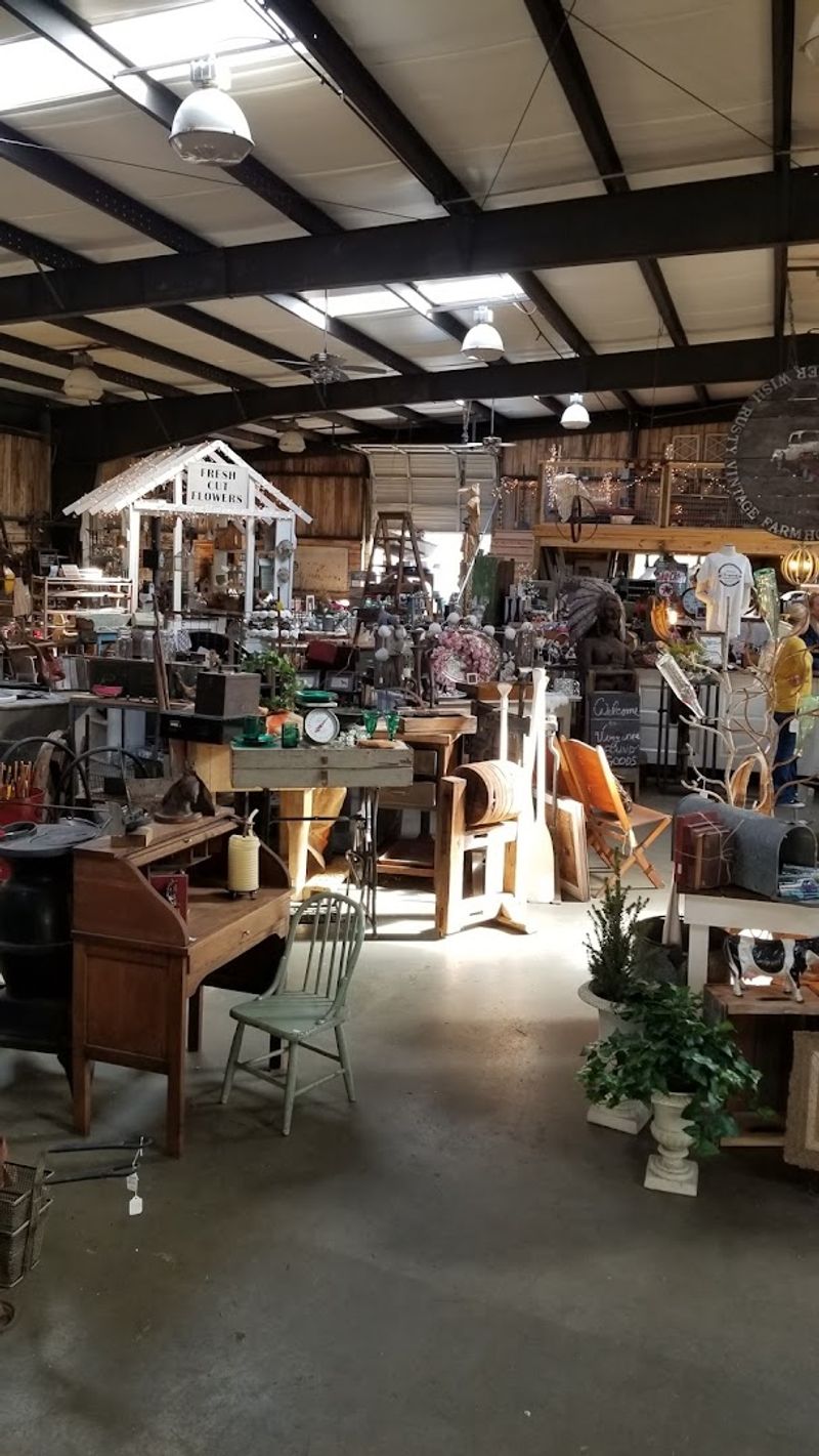 Plan Your Visit to This Virginia Gem on Pocket Road