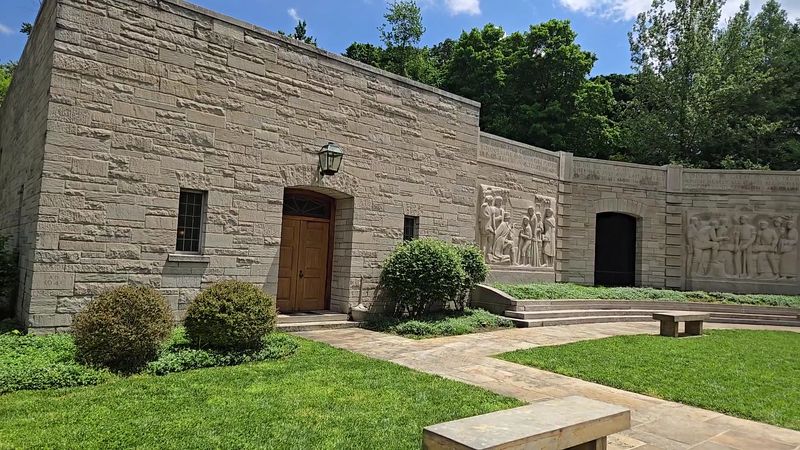 Nearby Attractions Make It a Full Day Out