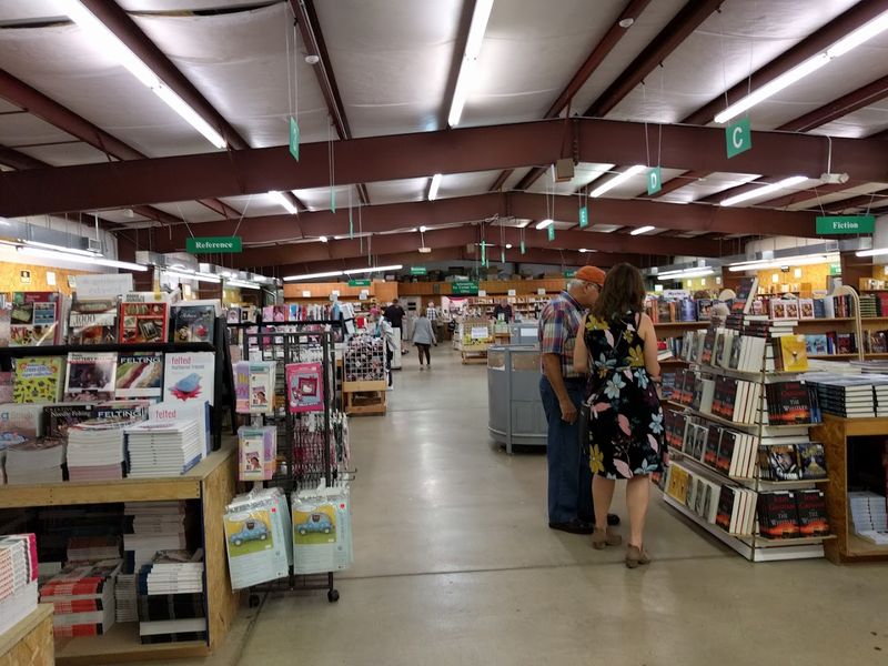 Open-Air Markets and Community Events That Bring Everyone Together