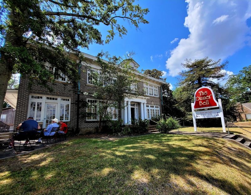 The Kind Of Place Where Lunch Starts Feeling Like An Event