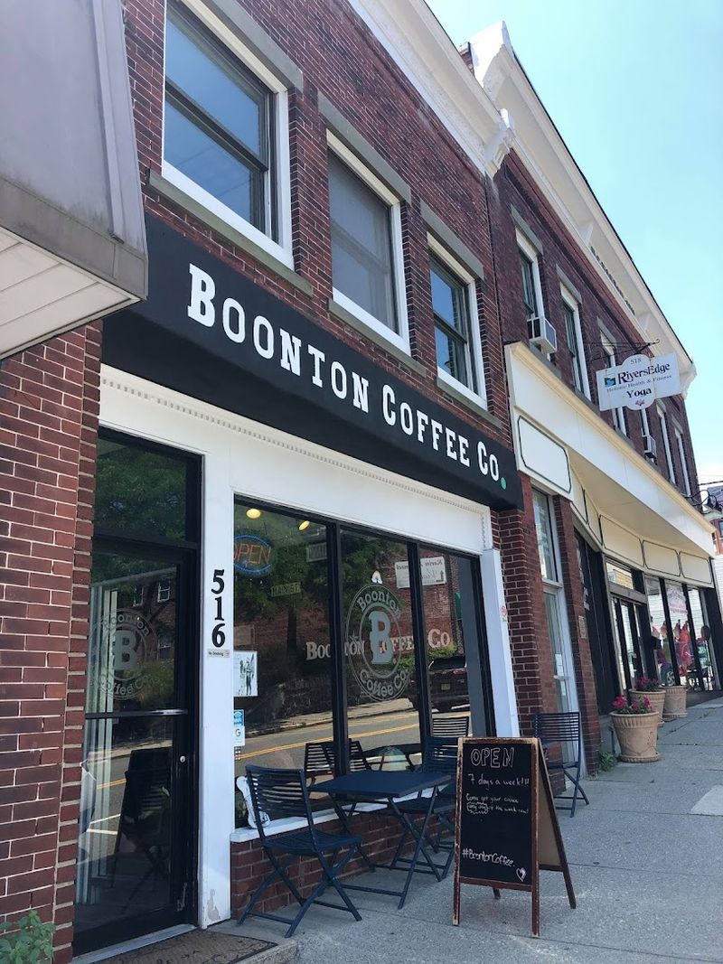 Hours That Work for Early Birds and Night Owls Alike