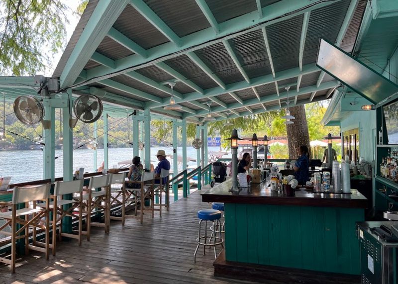 Lake Austin as Your Dining Room