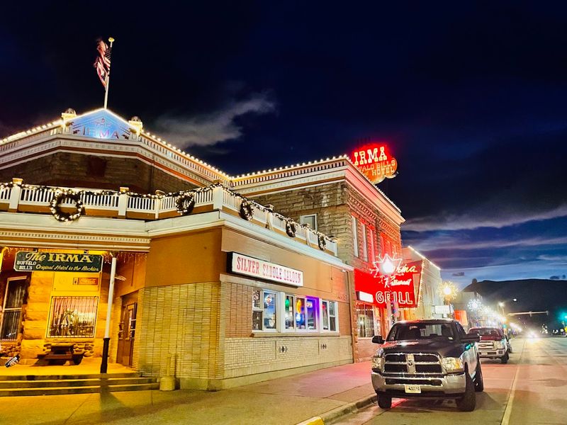Buffalo Bill History Gives Dinner Extra Weight