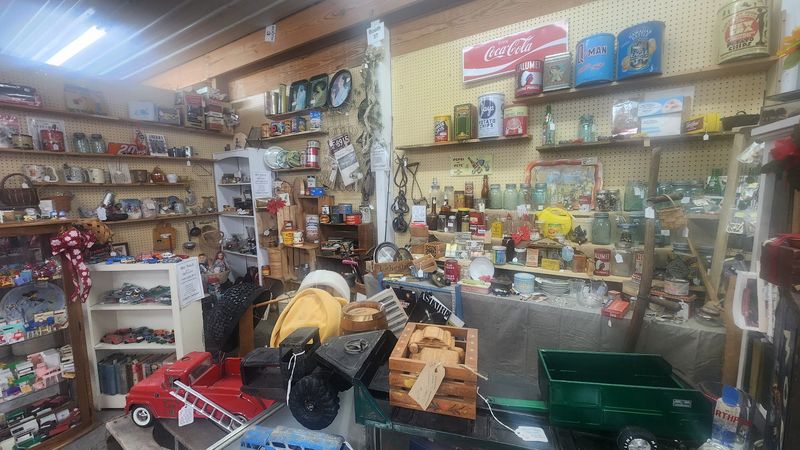 Why One Quick Stop Here Usually Turns Into Hours