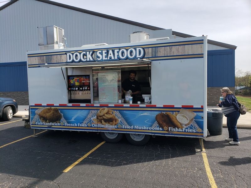 Perfectly Located Near Great Indiana Spots