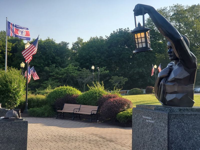 Seasonal Beauty: How Eagle Rock Changes With Every Month