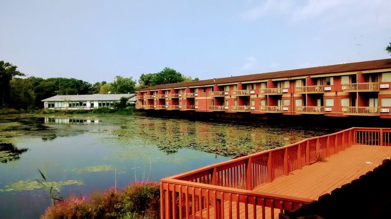 Nearby Destinations Make It a Full Day Worth Remembering