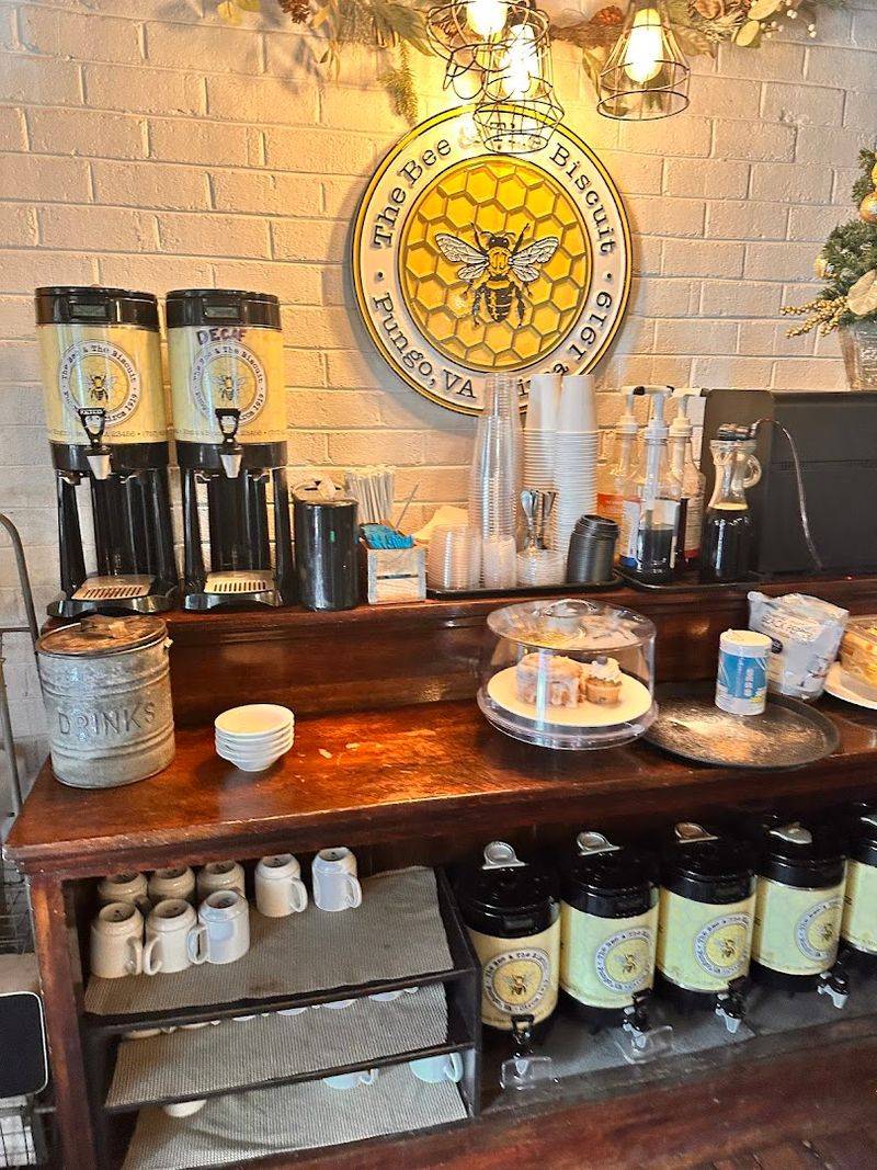 The Bee and the Biscuit, Virginia Beach