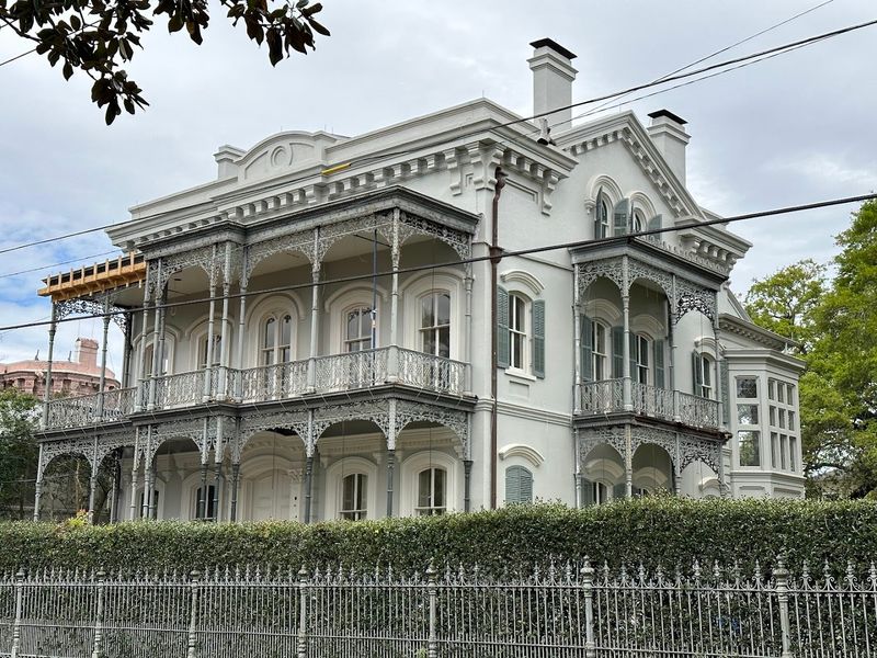 Timing Tips For A Calm Visit Before Festivals And Summer Crowds