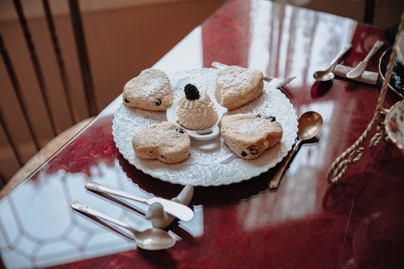 Breakfast in the Frilly Dining Room: Morning Has Never Looked This Good