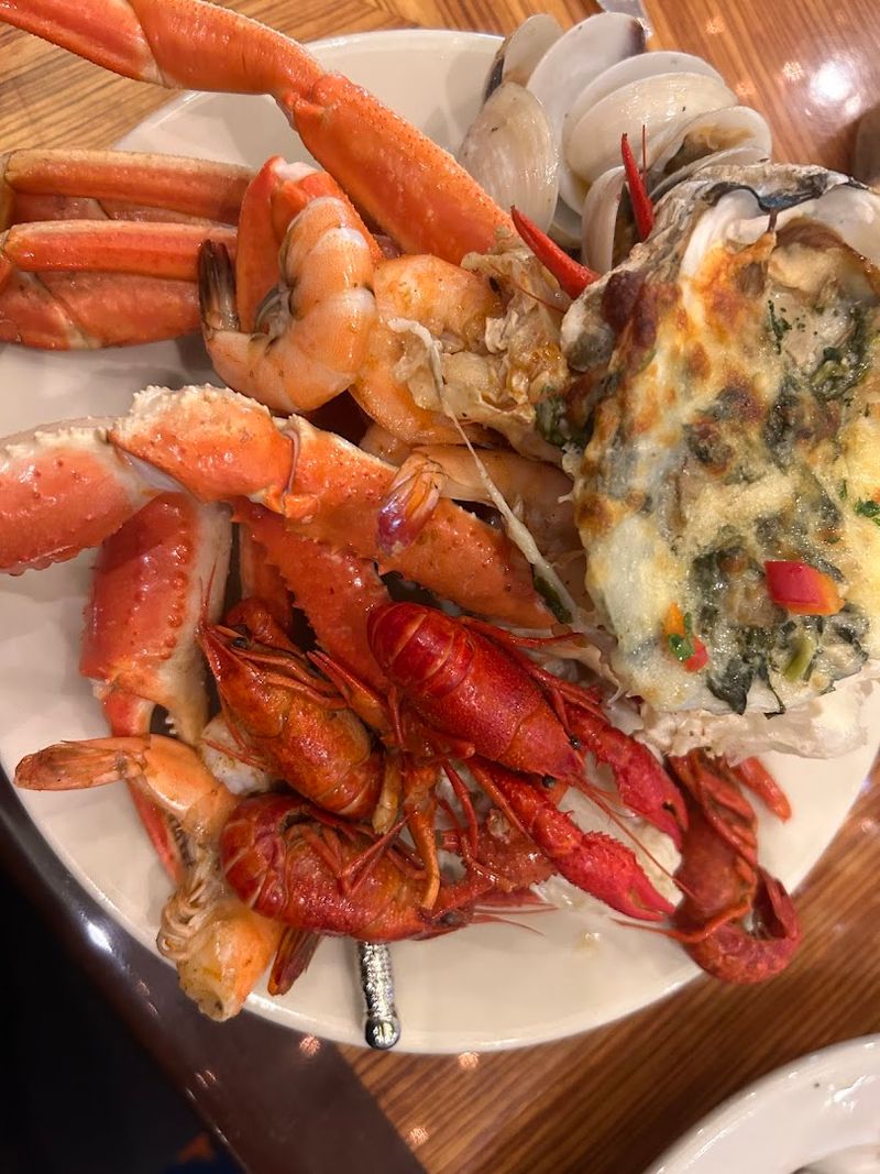 Crab Legs As The Headliner That Regulars Plan Around