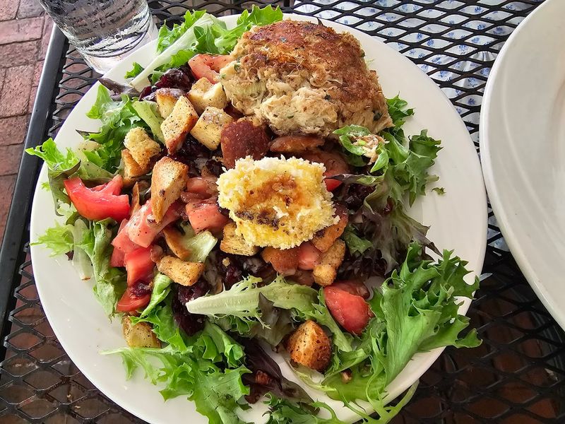 The Team Service Model That Sets This Cafe Apart