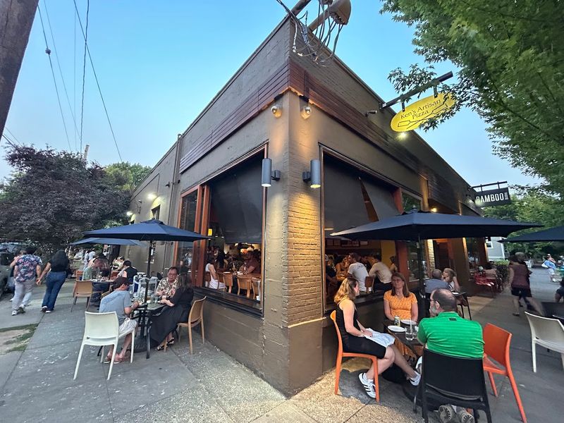 Ken's Artisan Pizza, Portland, OR