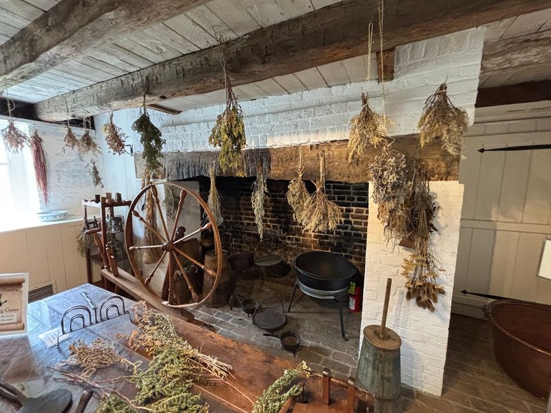 Guided Tours That Bring the 18th Century Roaring Back