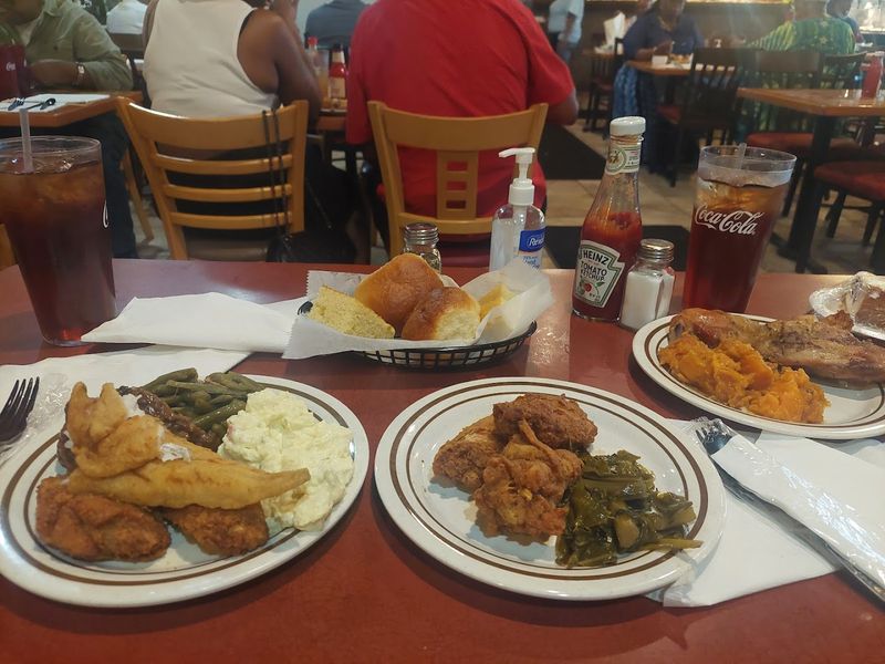 Catering Services That Bring the Soul Food Experience Straight to Your Event