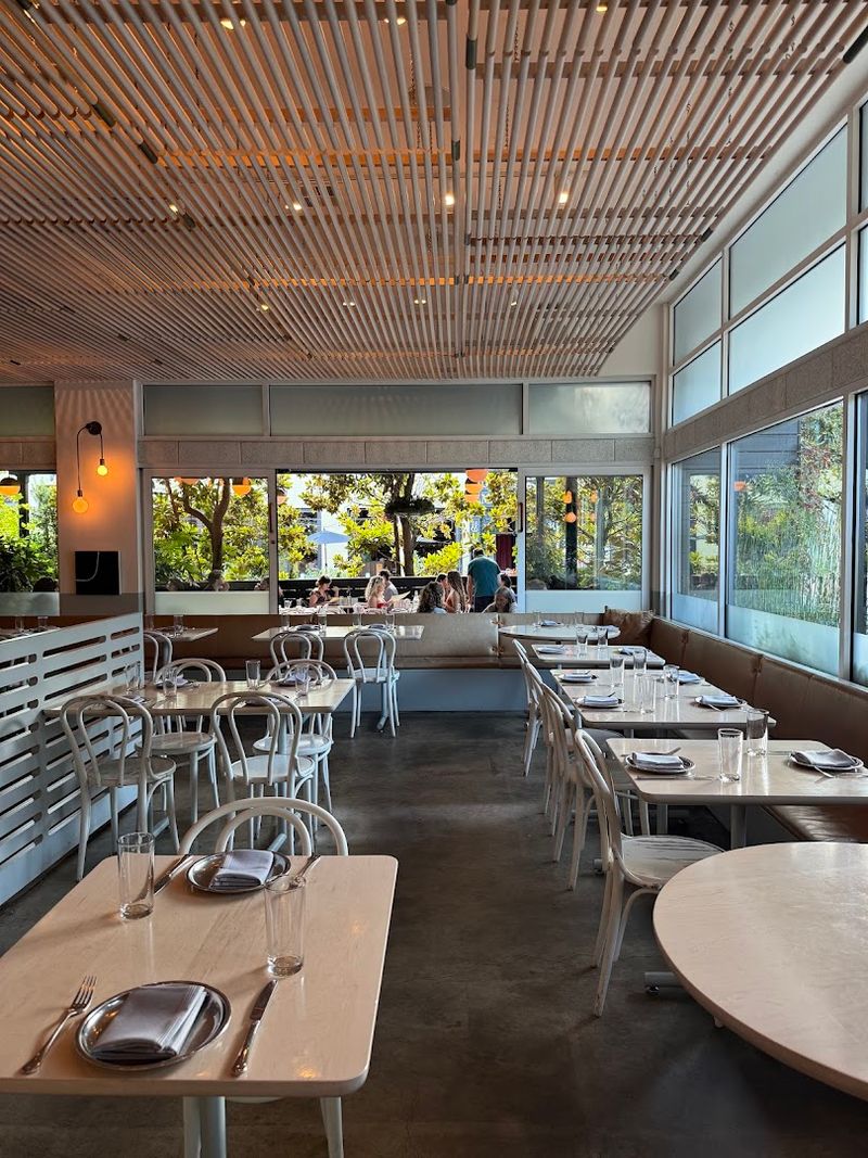 Tusk, Portland, Oregon