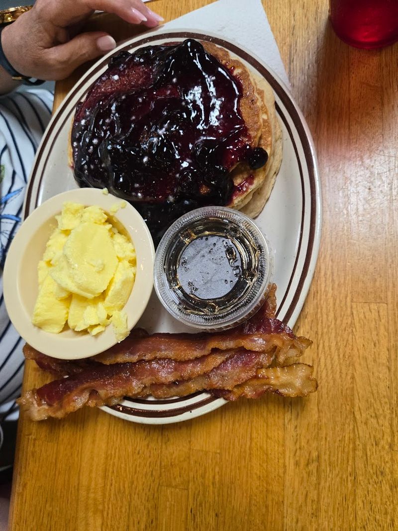 Saturday Morning Energy at the Gap