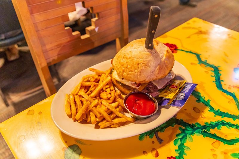 The Diego Burger That Texas Monthly Couldn't Stop Talking About