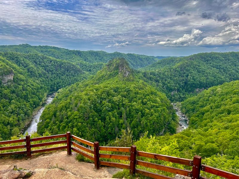 Breaks Interstate Park and the Grand Canyon of the South