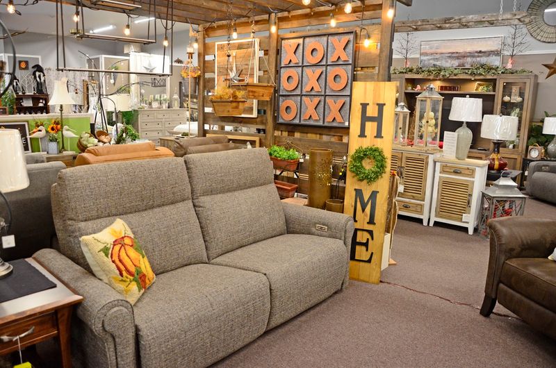 Liberty Square Furniture 