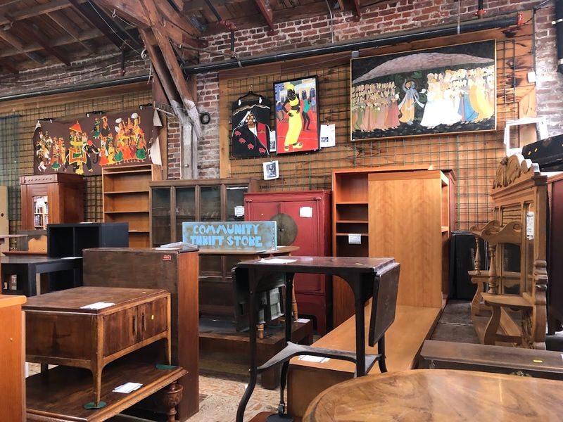 Shop And Donation Hours That Help You Plan A Smooth Visit