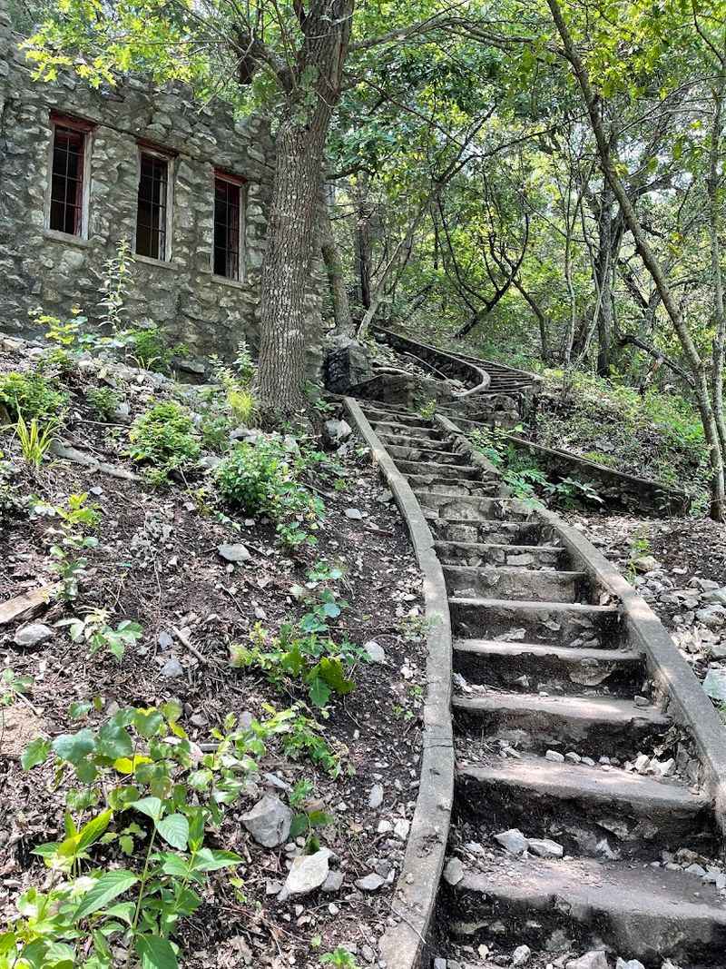 Practical Tips for a Smooth Visit