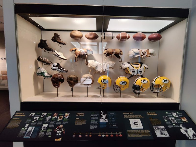 Green Bay Packers Hall Of Fame And Stadium Tours, 1265 Lombardi Ave, Green Bay, WI 54304