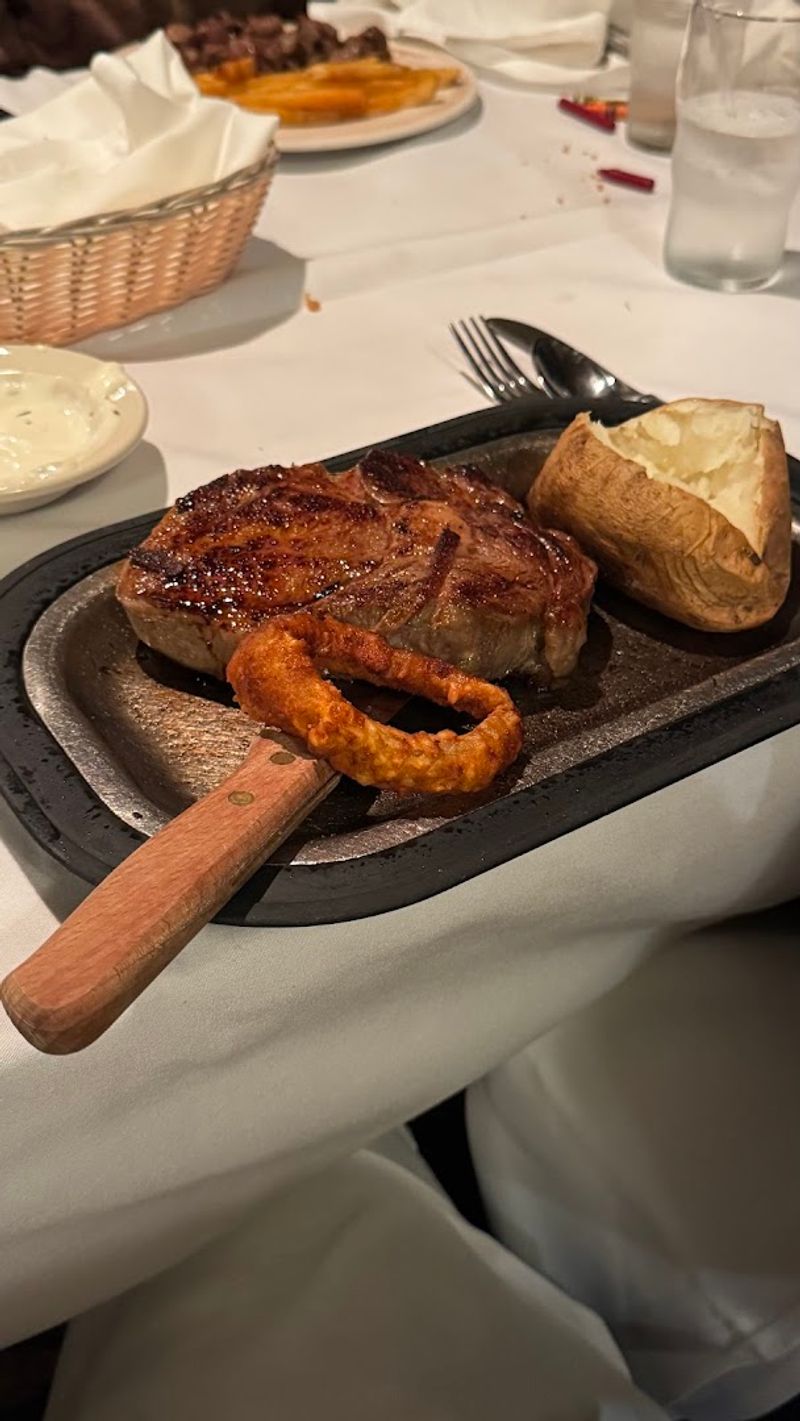 Service That Makes the Whole Visit Feel Effortless