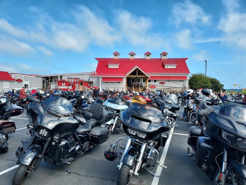 A Seafood Stop Worth Arriving Hungry