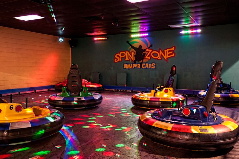 The Full iPlay America Experience: Nearly Four Acres of Indoor Fun